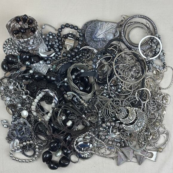Craft Jewelry Lot - 3+lb Grey Black Silver Tone Beads Bangles Hoops RIngs & More - Picture 1 of 12